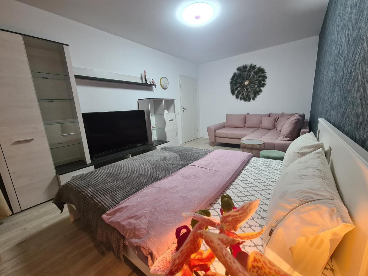 Apartment Ghencea 158 Floor 10 *