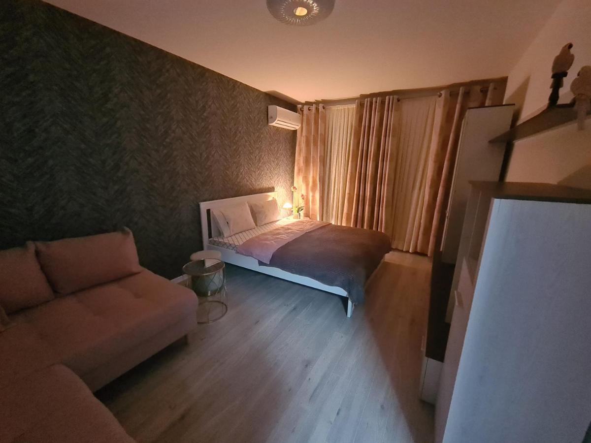 Ghencea 158 Floor 10 Apartment